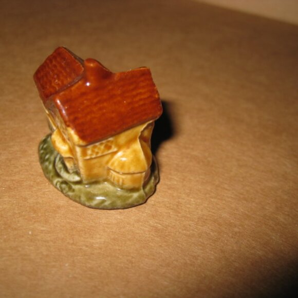 Red Rose Tea Wade Figure House that Jack Built - Picture 2 of 5